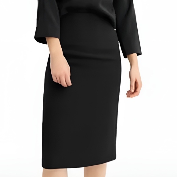 NWT J. Crew 365 Crepe Knee Length Pencil Skirt in Black - Picture 1 of 6